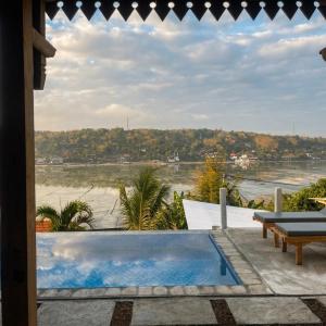 Dutha Nusa Seaview Private Villas - Infinity Pool