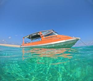 Emayani Beach Lodge