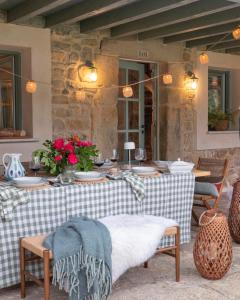 Wishome Very special century old villa with pool