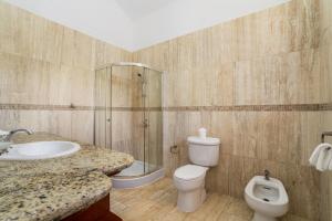 3BR Villa & Studio with Pool, Jacuzzi & Luscious Garden