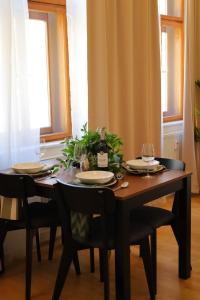 Cozy Apartment near the Prague Tower