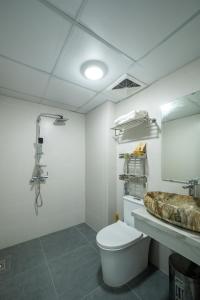 Spacious Private Room near Bach Mai & Medical Uni