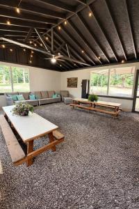 The Boone Docks Cabins