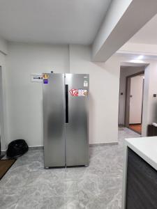 Kinda Urban Suites Apartment