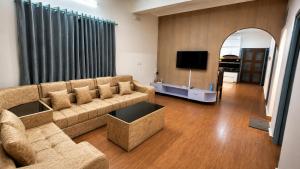 Square Accommodations