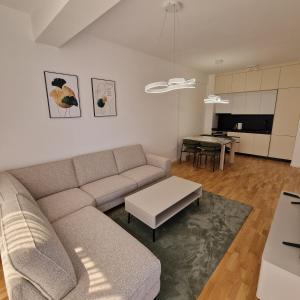 Delux Apartman 90 Dadi Plaza