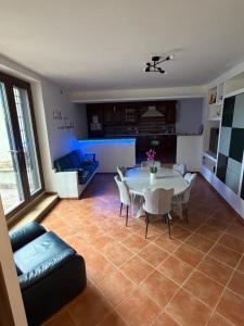 Pio XI Garden & Lake View Apartment