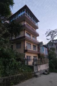 Rana Cozy Home