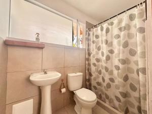 Casa Danda Surf House