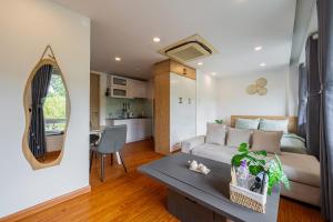 Truong Sa Retreat Reverside