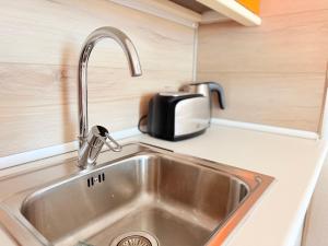 L&A Ocean View Studio Apartment