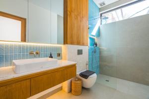 Villa Eve Canggu With Private Pool, & Outdoor Movie Cinema