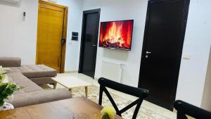 Spacious Apartment Ennasr, S2, Main Street