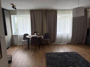 Studio near woodland park