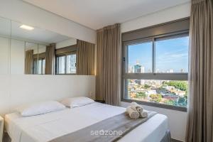 Apartamento em Cond. c Piscina no Tatuapé PLT0112