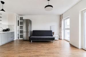 Luboń City Comfort Studio by BookingHost