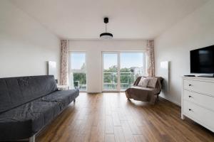 Luboń City Comfort Studio by BookingHost