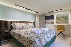 Ninety Three Apartment
