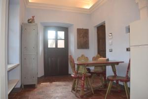 King size 1-bdr apartment close to Biella Candelo and La Bessa