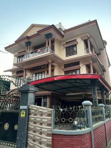 Superior 1BHK , Maplewood Homestay