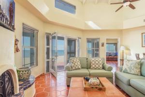 LItalien Oceanfront Home at Playa Dorada