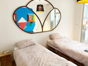 Artsy studio at Komuna e Parisit