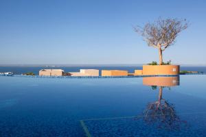 Quinta with ocean and golf course panoramic views