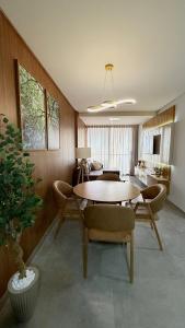 Premium apartment, swimming pool, elevator, garage