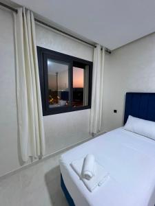 Family 3-Bedroom, 2-bathroom Private Parking, Near Beach & Medina
