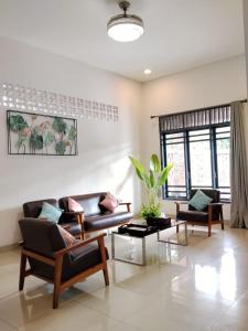 Tropical Cozy House in the heart of Medan