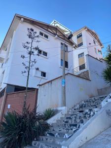 Modern, Comfortable Apartment with a View of Sucre