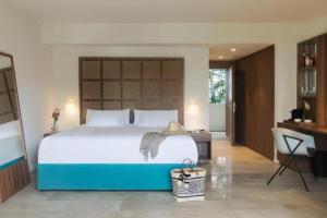 EXCELLENCE PUNTA CANA -INCLUSIVE - ADULTS ONLY