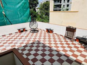 Bangalore-Serenity Heaven-Jeraisyl-Family-3AC Rooms, WiFi-Barbecue-Family Party Villa