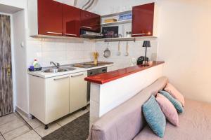 Ema Studio on the Main Promenade - Happy Rentals
