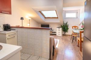 Ema Studio on the Main Promenade - Happy Rentals