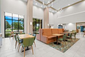 Hampton Inn and Suites Swansboro Near Camp Lejeune
