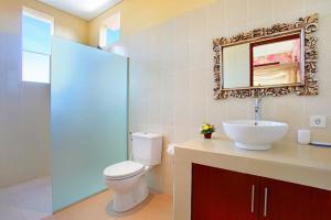 Seminyak Cocoon Beach villa 5 BR