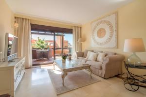 Luxurious Apartment Near the Beach