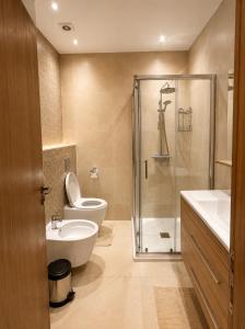 Ocean View Luxury Penthouse Olympic Pool Beach front private parking