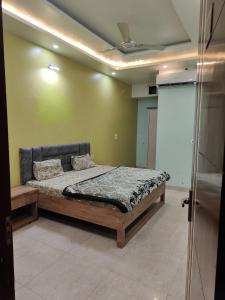 Hotel NCR & Cafe