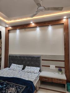 Hotel NCR & Cafe
