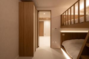 High End Luxury Room 2