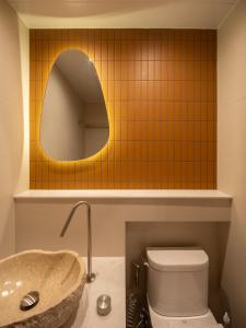 High End Luxury Room 2