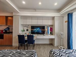Condo Azur Suites A732, Amani Resorts Residences, 5 minutes Airport, Netflix, Stylish, Cozy with Luxurious Swimming Pool