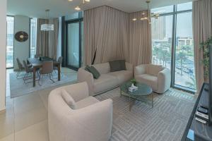 Veyra Fountain Side Private Room in 2 or 3BR with Burj Khalifa View