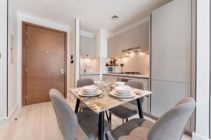 One Bedroom Apartment in Sobha near Downtown