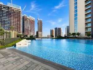 Modern 1 BR in Crest Grande Sobha Hartland