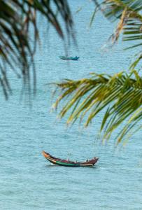 Rucha Beachfront Retreat