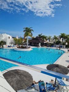 Tenerife Paradise With Heated Pool