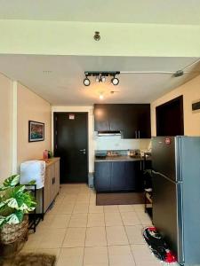MJB Cozy 1 BR Fully Furnished with a view perfect for city getaways
